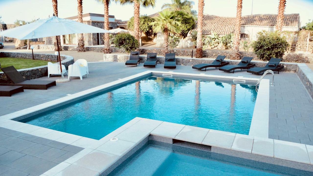 Holiday Homes Borgo Papardo Giarre Exterior foto