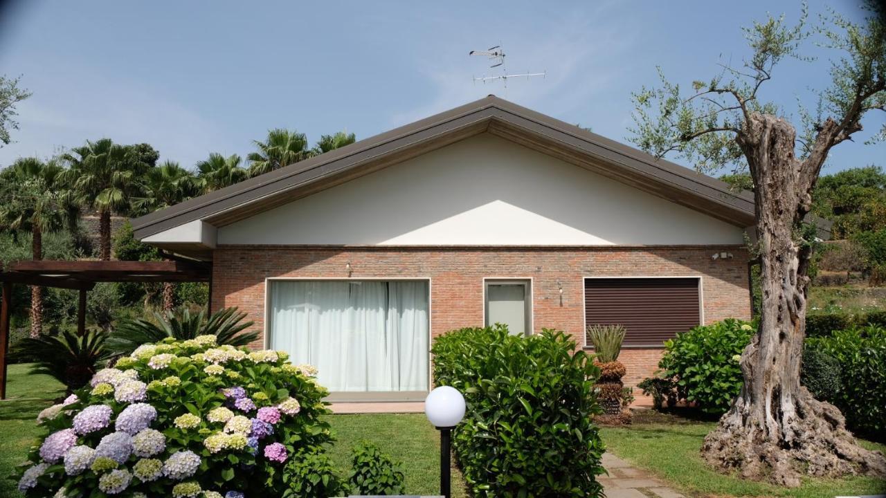 Holiday Homes Borgo Papardo Giarre Exterior foto